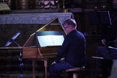 DSC01220_Easy-Resize.com_